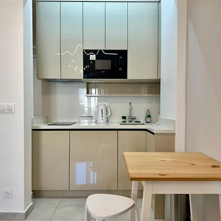 Comfortable Near Marais Beaubourg * Parigi