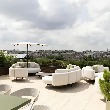 Luxury With Eiffel Tower View Apartment Paris