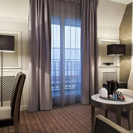 Timhotel Opéra Blanche Fontaine Hotel
