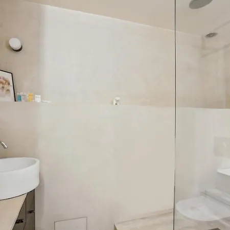Bluestay 19 - A 11 Apartment Paris