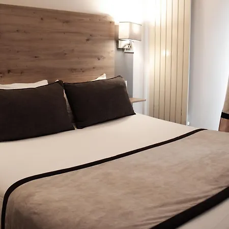 Derby Eiffel Hotel 3*