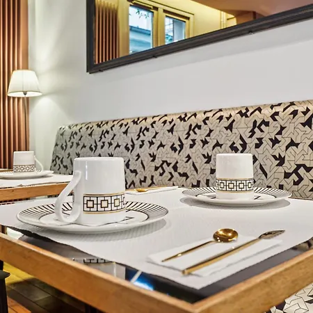 De Sèvres Hotel 3*
