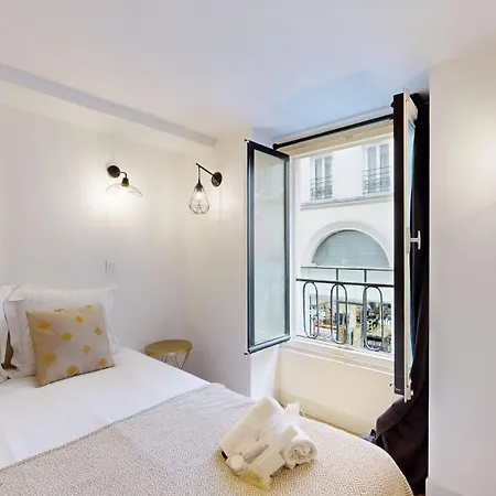230 Mayfair - Superb In Apartment Paris