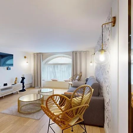 230 Mayfair - Superb In Apartment *