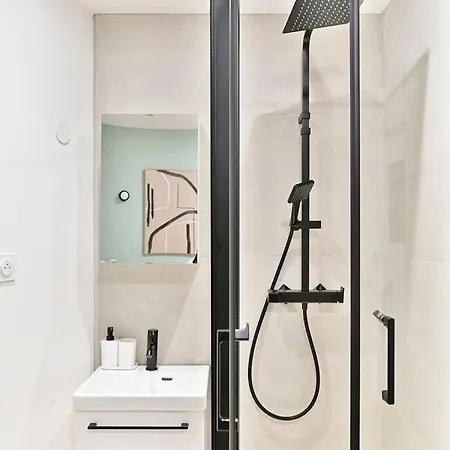 Proche Wagram - Iii Apartment *