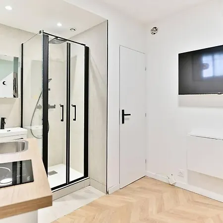 Proche Wagram - Iii Apartment *