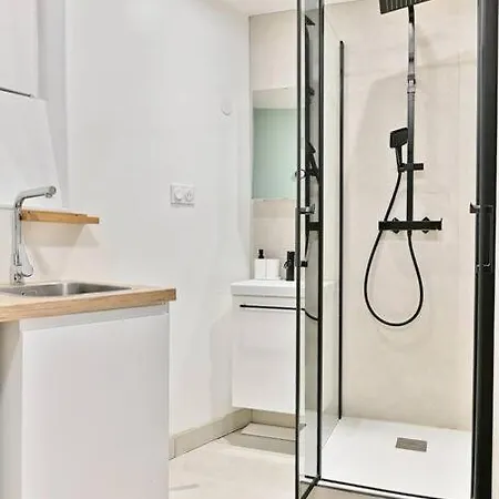 Apartment Proche Wagram - Iii *