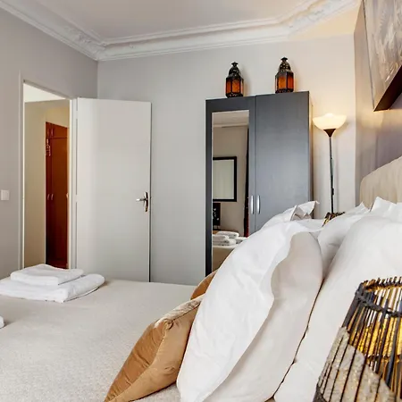 Beauregard Design Apartment *