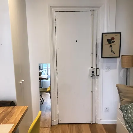 Studette Au Coeur Du Marais ホームステイ