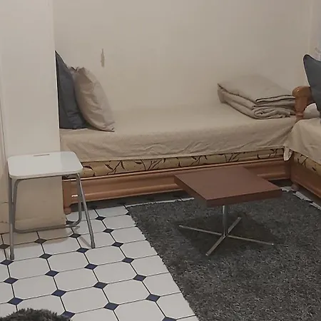 Apartment Pres Du Gare Du L'est