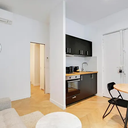 Pick A Flat's In Saint Michel - Rue Du Sommerard Paris