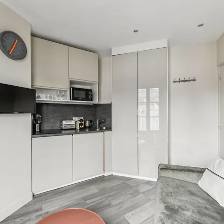 Mac Mahon - Champs Elysees Apartment