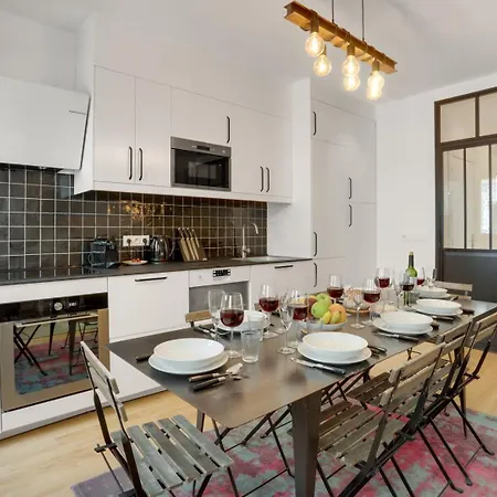 Apartment 245 Mercedes - Superb In *