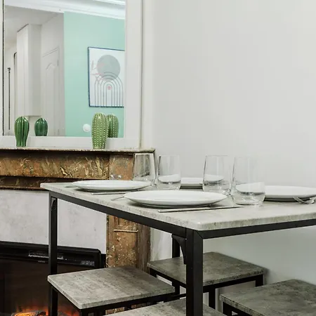 Splendide 18eme 6p Apartment Paris