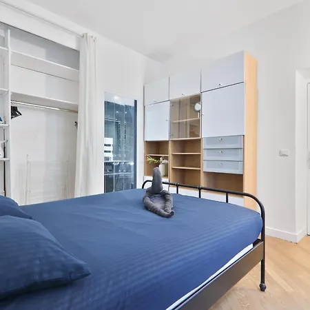 2 Bedroom Quartier Champs Elysees 3 Free Netflix *