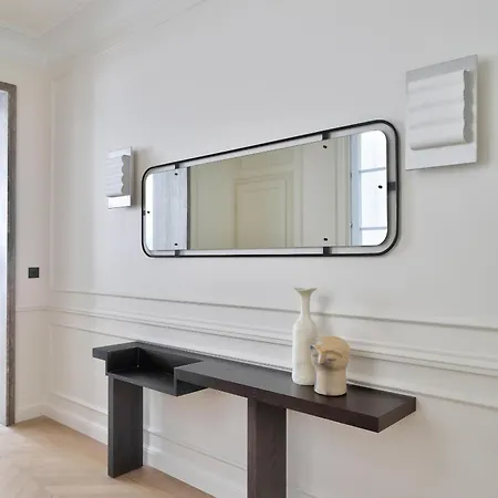 Urban Flat 191 - Luxury 3 Bedroom - Madeleine Appartement *