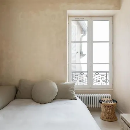 Apartment Amazing Flat In An Amazing Montmartre Street
