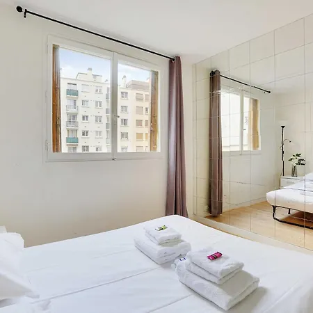 Charming - 2br-6p - Expo Apartment
