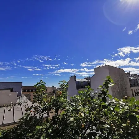 Joli Cocon Avec Terrasse Dans Le Marais פריז