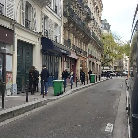 Apartment Pres Du Gare Du L'est