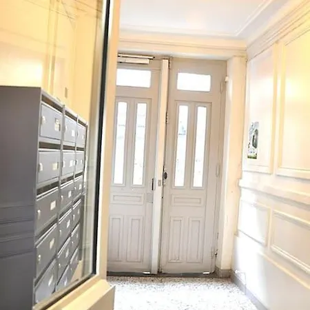 Votre Pied-a-terre Ideal A Montmartre ! Paris