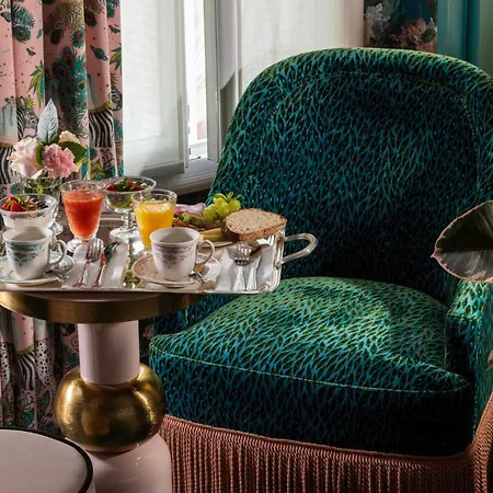 Ginette A La Folie & Hotel Parigi
