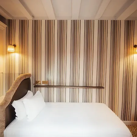 Odéon Saint Germain 4*