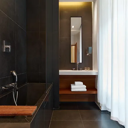 Le Metropolitan, Tour Eiffel, A Tribute Portfolio 5*