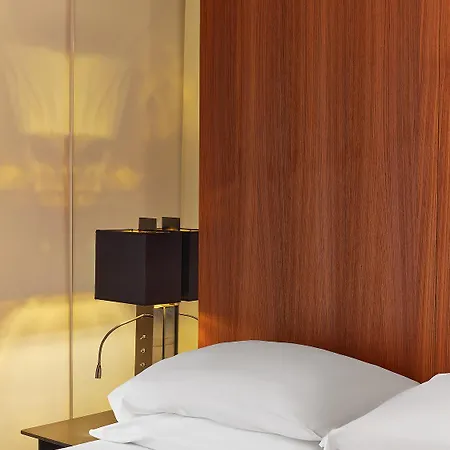 Le Metropolitan, Tour Eiffel, A Tribute Portfolio 5* Paris