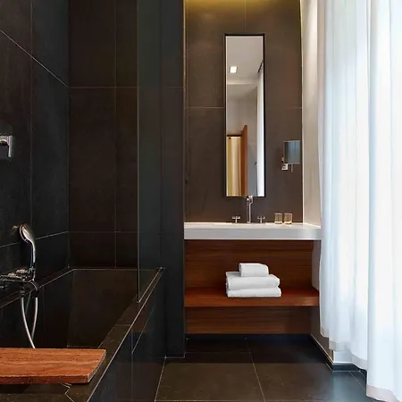 Le Metropolitan, Tour Eiffel, A Tribute Portfolio 5* Paris