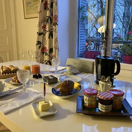 Bed & Breakfast Parc Monceau *