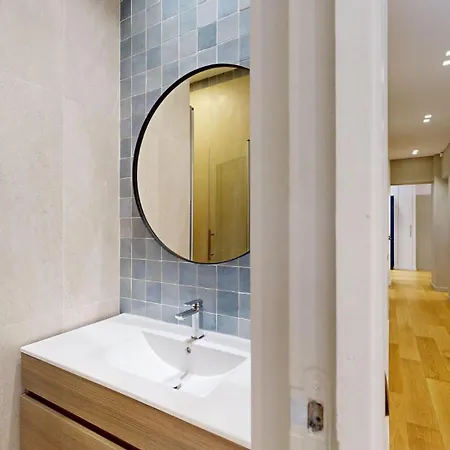 Sublime 4br-12p Apartment *