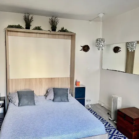 Renovated ! Of Lights, Light Your Visit Apartment