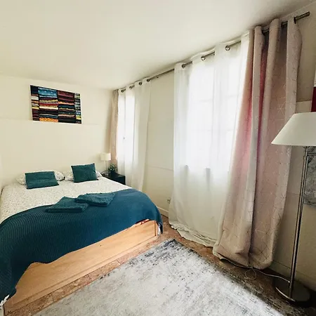 Cozy Flat Heart Of *