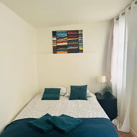Cozy Flat Heart Of