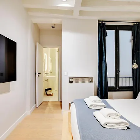 Apartment Pick A Flat's In Palais Royal - Rue De Richelieu