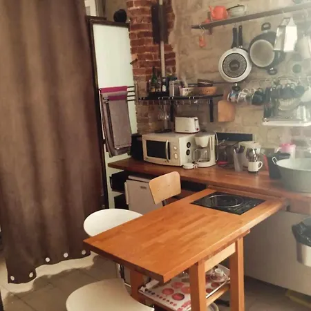 Apartment Sur Cour A Deux Pas Du Canal Saint-martin