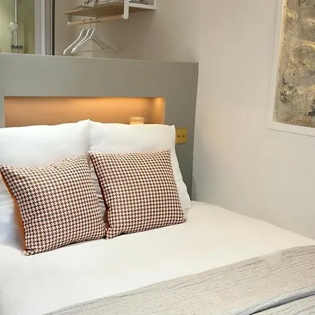 Hotel Hotel Paris Amore *