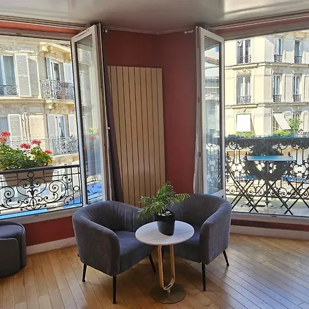 Latin Paris