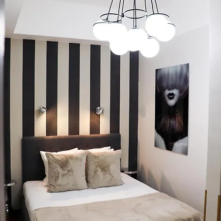 Marais Lovely Apartment Paris