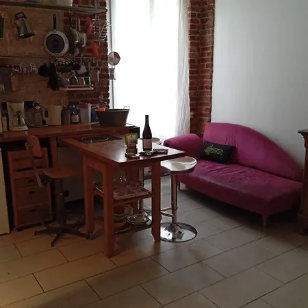 Sur Cour A Deux Pas Du Canal Saint-martin Apartment *