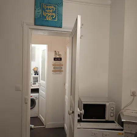Appartement Charmant Studio Au 14eme Paris