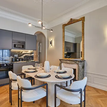 Appartement Amazing Saint Germain Des Pres With Ac By Prestige Parijs