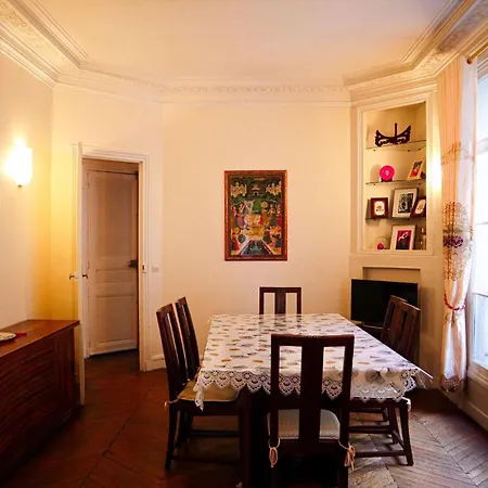 Appartement Grand Proche Champs Elysees Paris