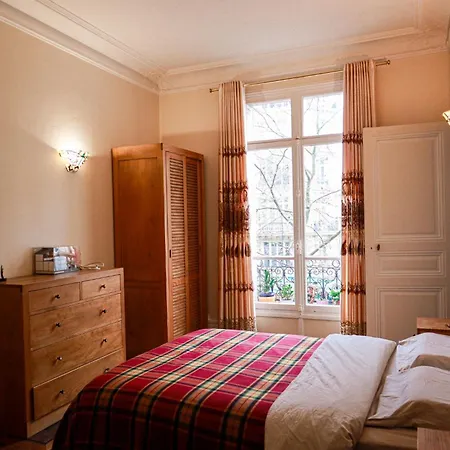 Appartement Grand Proche Champs Elysees *