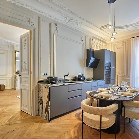 Appartement Amazing Saint Germain Des Pres With Ac By Prestige *