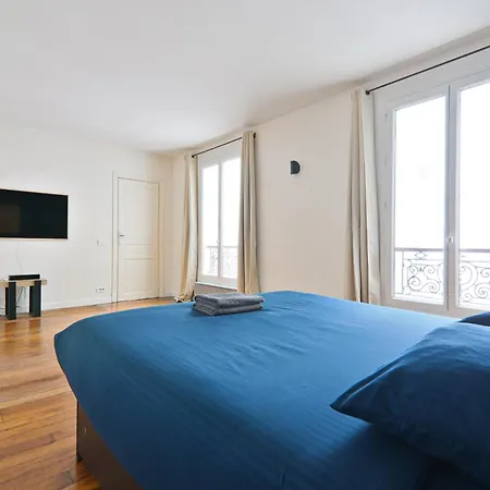 Superb Quartier Tour Eiffel 8 Free Netflix Parigi