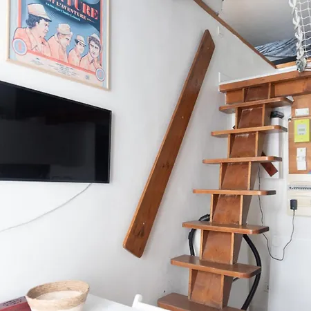 Apartment Charming For Two In The 10th *
