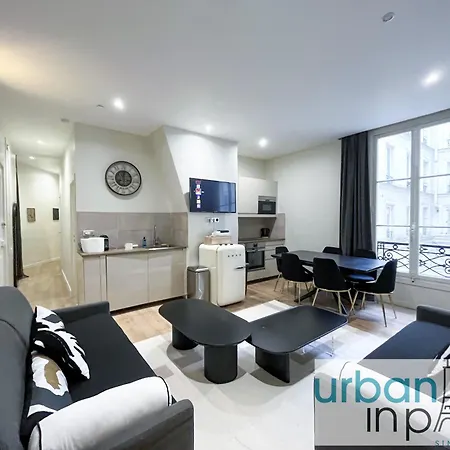 62-luxury Flat Champs Elysees Paris