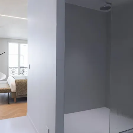 1.75 La Source Hotel Paris